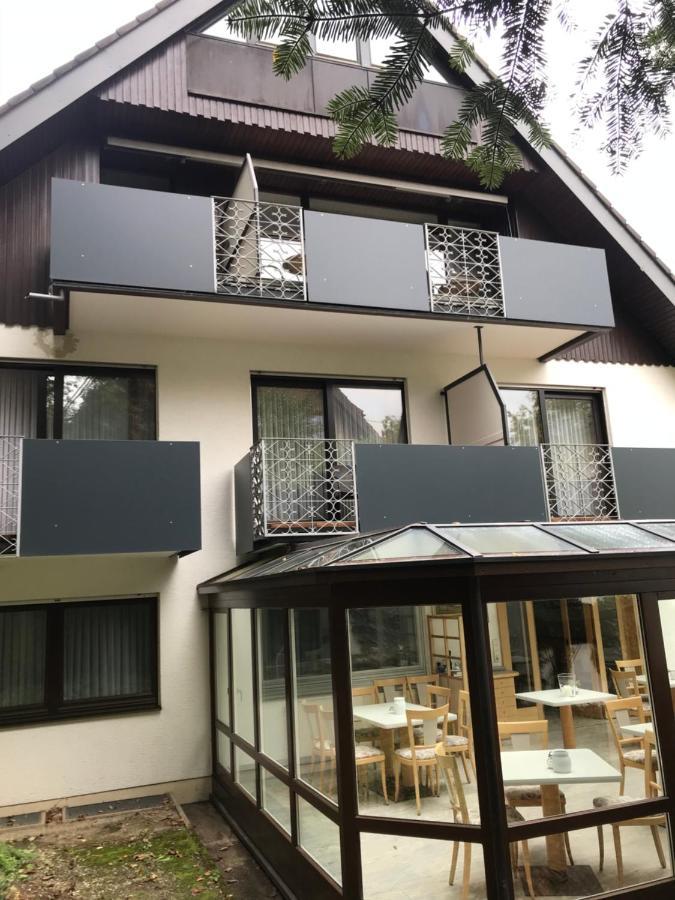 Hôtel Gasthaus Zum Kreuz à Fribourg im Breisgau Extérieur photo